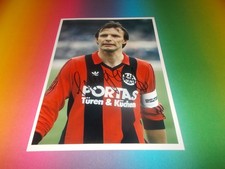 Karl-Heinz Körbel Eintracht Frankfurt DFB signed autograph 20x28 photo