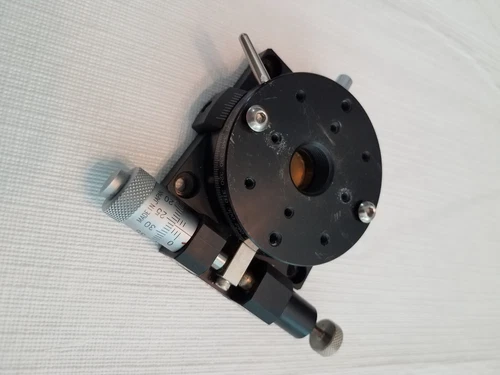 High Precision Rotary stage – Micrometer Head w/locking screw