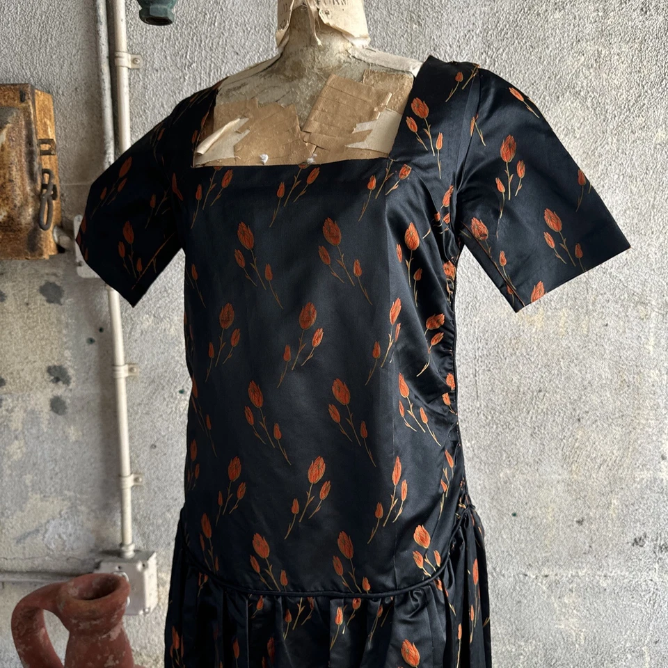 Antiguo Vestido Brocado Seda Tulipán Naranja Años 20 Tela Largo Completo Vintage Foto 2 de 4