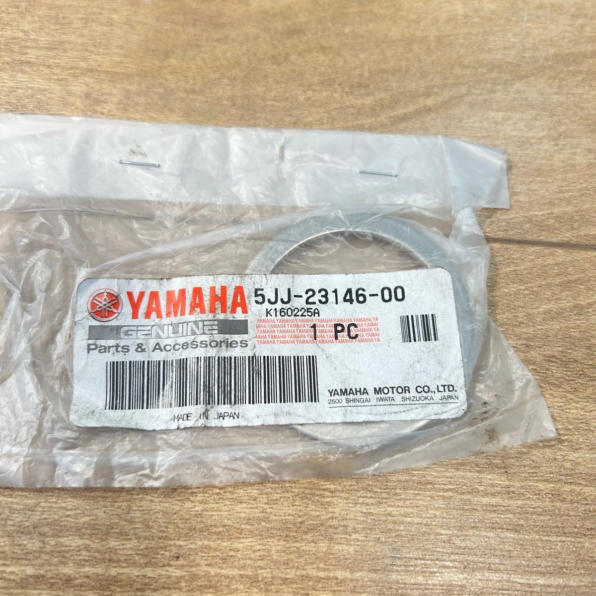 Yamaha OEM NOS FORK OIL SEAL WASHER / 5JJ-23146-00-00 / YZFR1