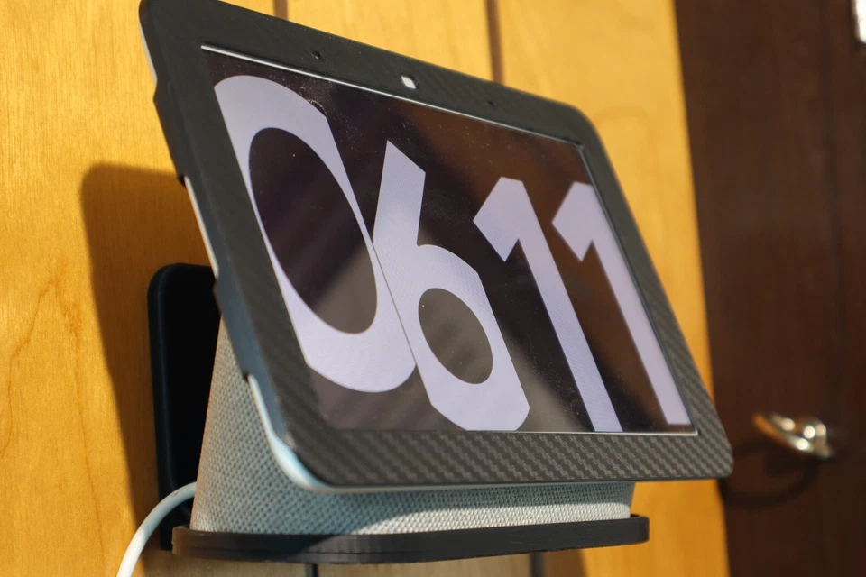 Google Nest Hub Gen 1 Bezel Cover Carbon Fiber Textured Aesthetic Décor for Home - Image 3 of 4