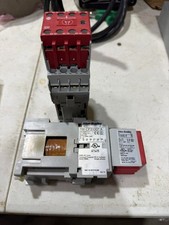 Allen Bradley 700-CF310D CONTACTOR  100S-F B298