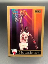 1990-91 SkyBox #41 Michael Jordan Chicago Bulls Basketball Card