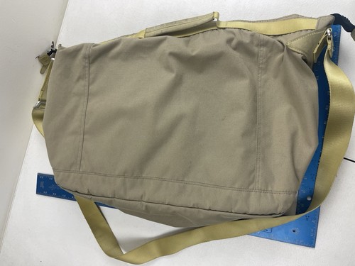Nike Duffle Bag Travel Shoulder Gym tan 2009 - Picture 5 of 6