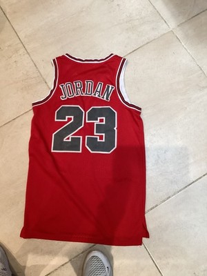 Michael Jordan 23 - Chicago Bulls - NBA Hardwood Classics Trikot Mitchell & Ness