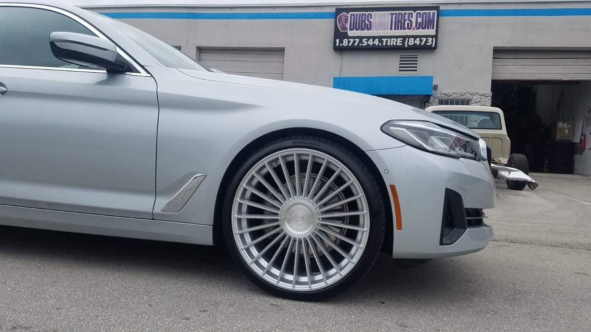 22 INCH 22X9 & 22X10.5 Roadforce RF22 RIMS & 255/30R22 TIRES NEW 