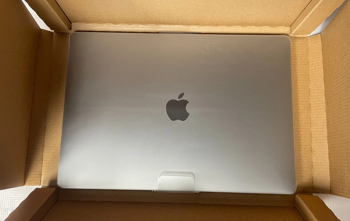 New Apple MacBook Air 13