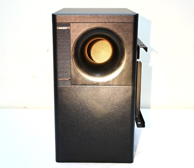 0118-315 BOSE スピーカー FreeSpace 3 Acoustimass Module ※お求めの方はスタッフまでお声がけください Bose Professional FreeSpace 3 Series I Acoustimass Bass Module