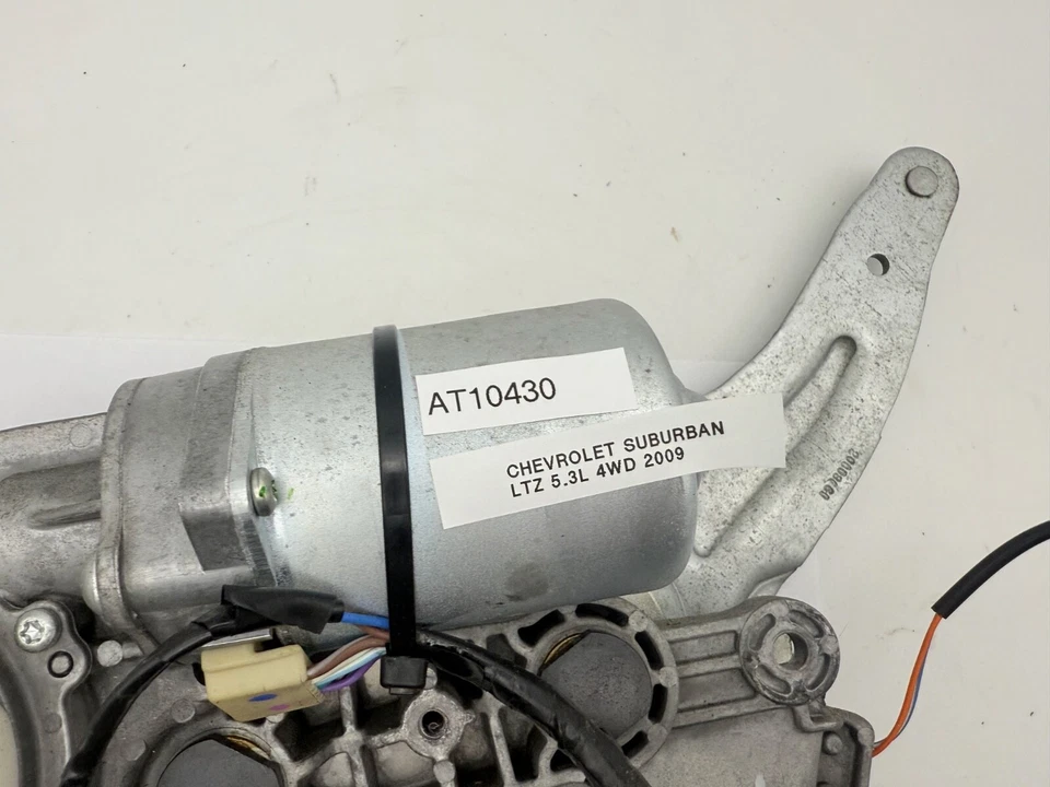 Actuador motor eléctrico tapa puerta levadiza maletero Chevrolet Suburban LTZ 07-14 OEM Foto 4 de 4