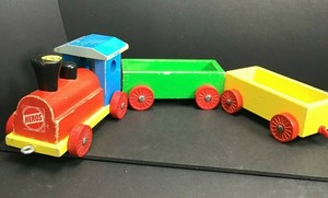 heros wooden train set