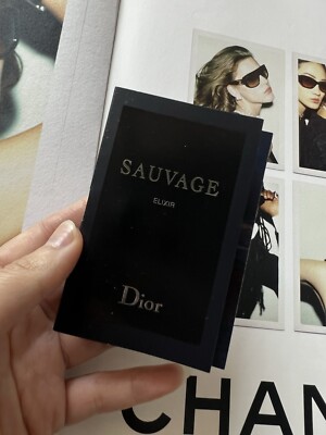 1 Sample Vial SAUVAGE ELIXIR by CHRISTIAN DIOR for Men 0.03 oz PARFUM CONCENTRE