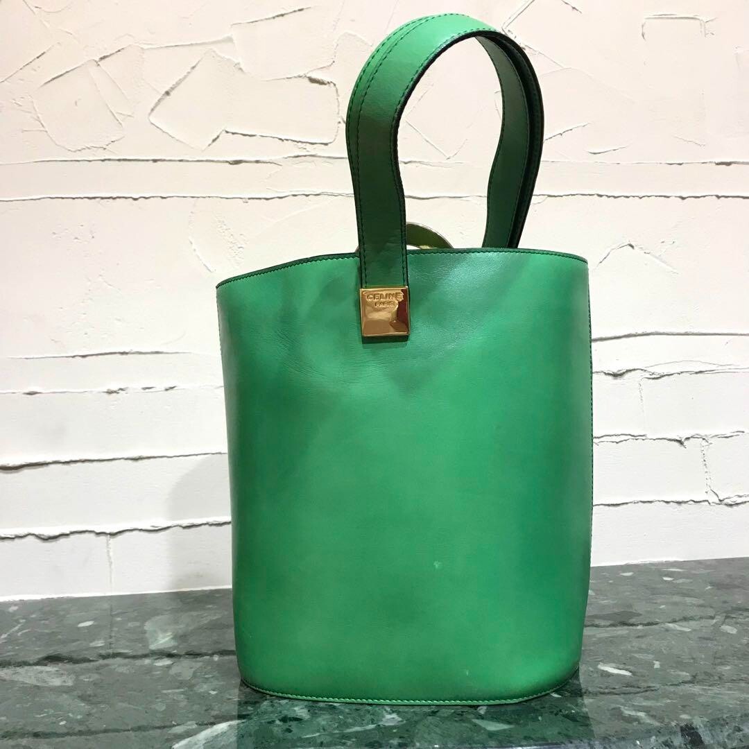 バッグ Celine Round Logo Green Shoulder Bag CELINE One-shoulder Bag Green Circle Logo Hardware Vintage