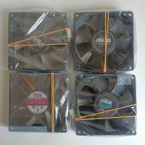 Ventilateur Boîtier PC Ou CPU - 80x80x25mm - 12 Volts - 4-pin - 第 1/10 張圖片