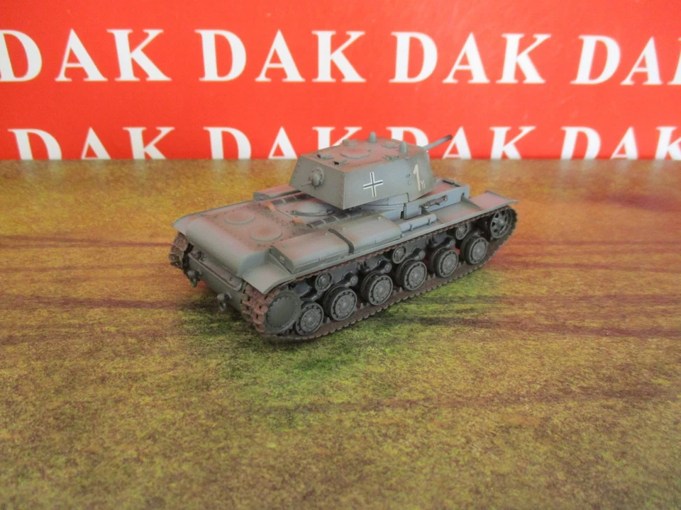 1/72 Modellino Carro Armato Tank KV-1 Heavy Tank 8th Panzer Div. 1941 Captured - Immagine 4 di 4