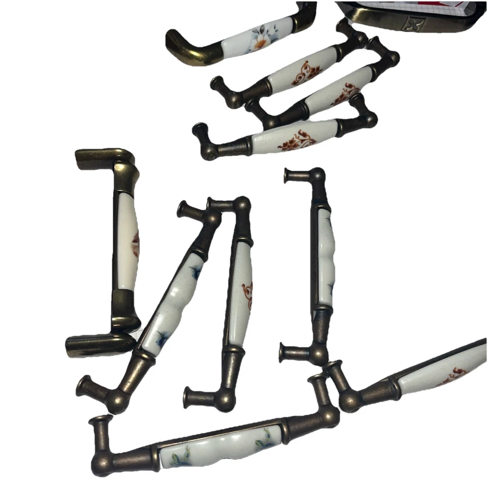 Lotto Di 24 Maniglie X Mobili In Zama-ottone-bronzo  - Immagine 2 di 4