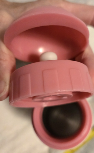 Disney Princess water Bottle. New - Picture 4 of 5