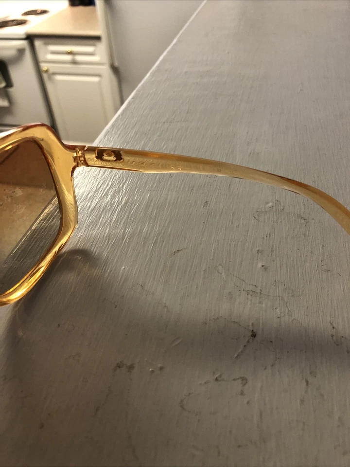 女士 Oakley OO9125-12 BECKON 太阳镜西瓜。 — 第 4/4 张图片