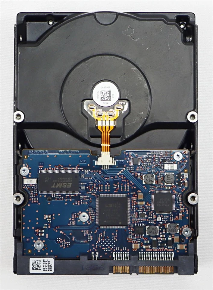 HITACHI HDD 2TB 3,5" 7200upm SATA Festplatte HDS722020ALA330 252203 - Bild 2 von 3