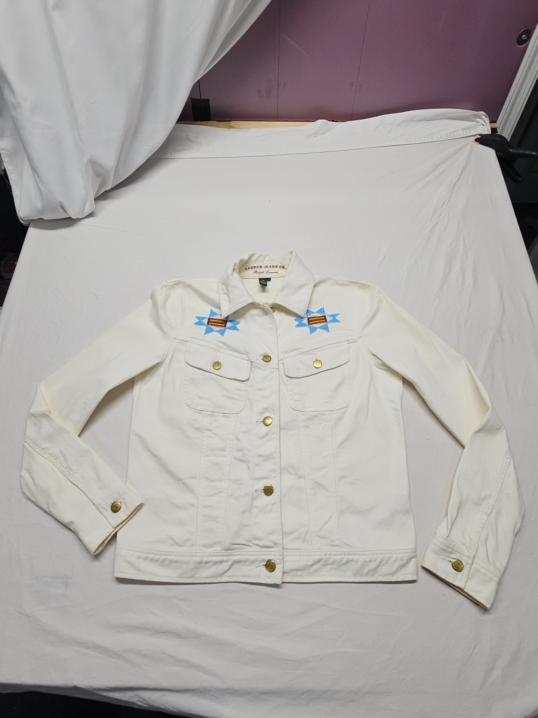 Picture 1 of 20