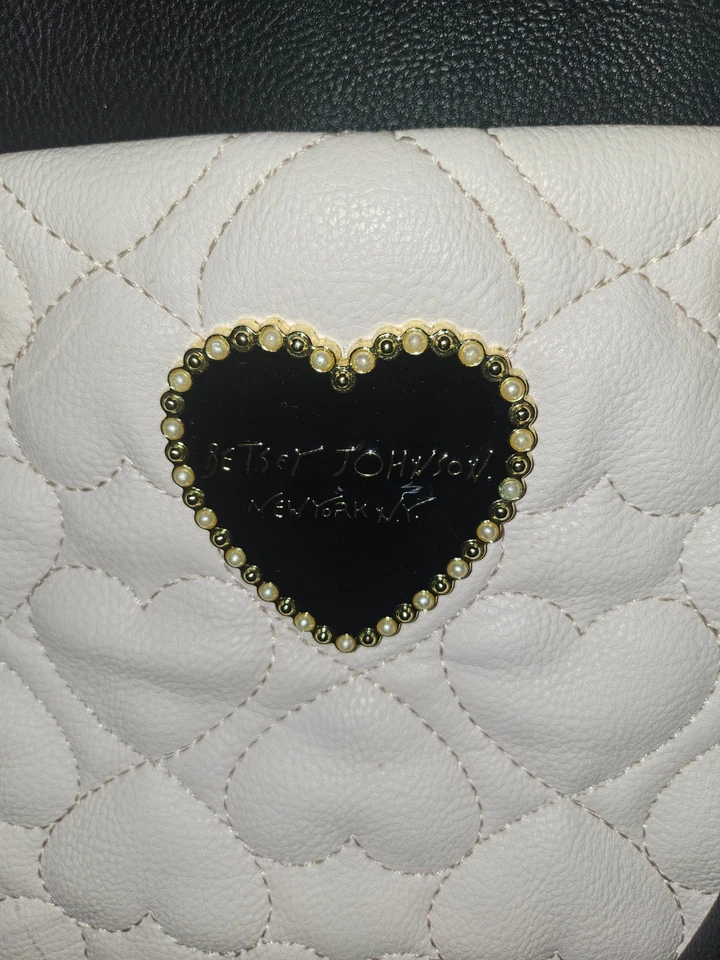 Bolso Bandolera Acolchado Betsey Johnson Nueva York Rosa Negro Foto 2 de 4