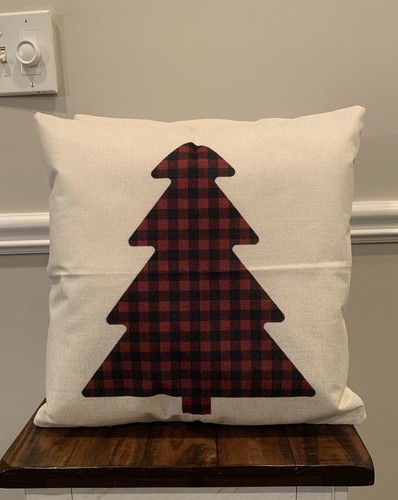 Set of 2 Christmas Throw Pillows White Black Red Buffalo Check Plaid 18x18” TREE - Picture 11 of 12