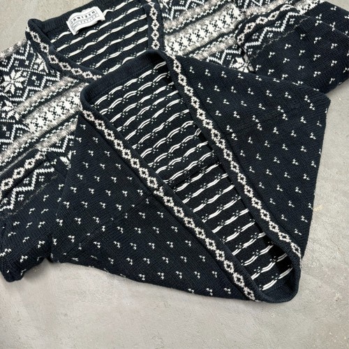 Vintage Jantzen Petite Fair Isle Knit Sweater V-Neck Black/White Small - Picture 6 of 6