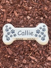 Customizable Pet Memorial Garden Stone Personalized Memorial Dog Bone Concrete