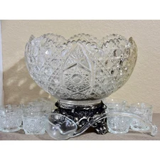 L E Smith Glass Daisy and Button Clear Punch Bowl W/metal stand & Ladle 14pc Set