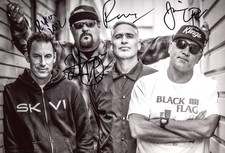 Pennywise PUNK ROCK BAND autographs, In-Person signed photo