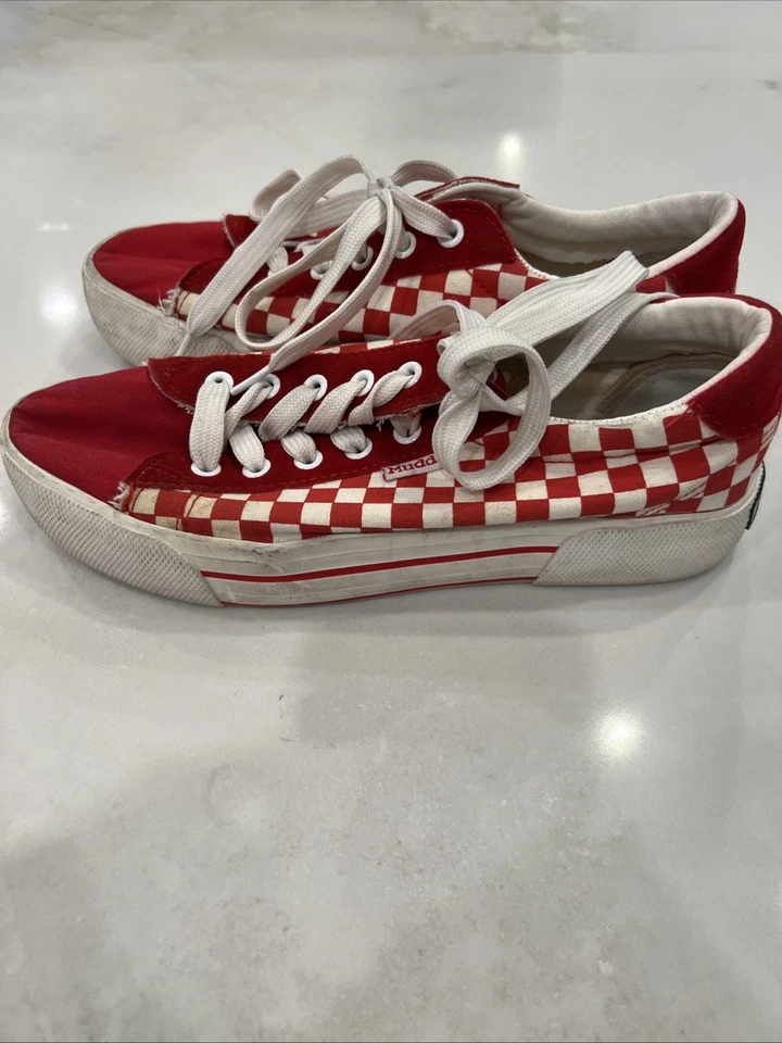 Mudd Red Checkered Sneakers Women’s Size 8 Canvas Lace Up Retro Style Shoes - Image 4 of 4
