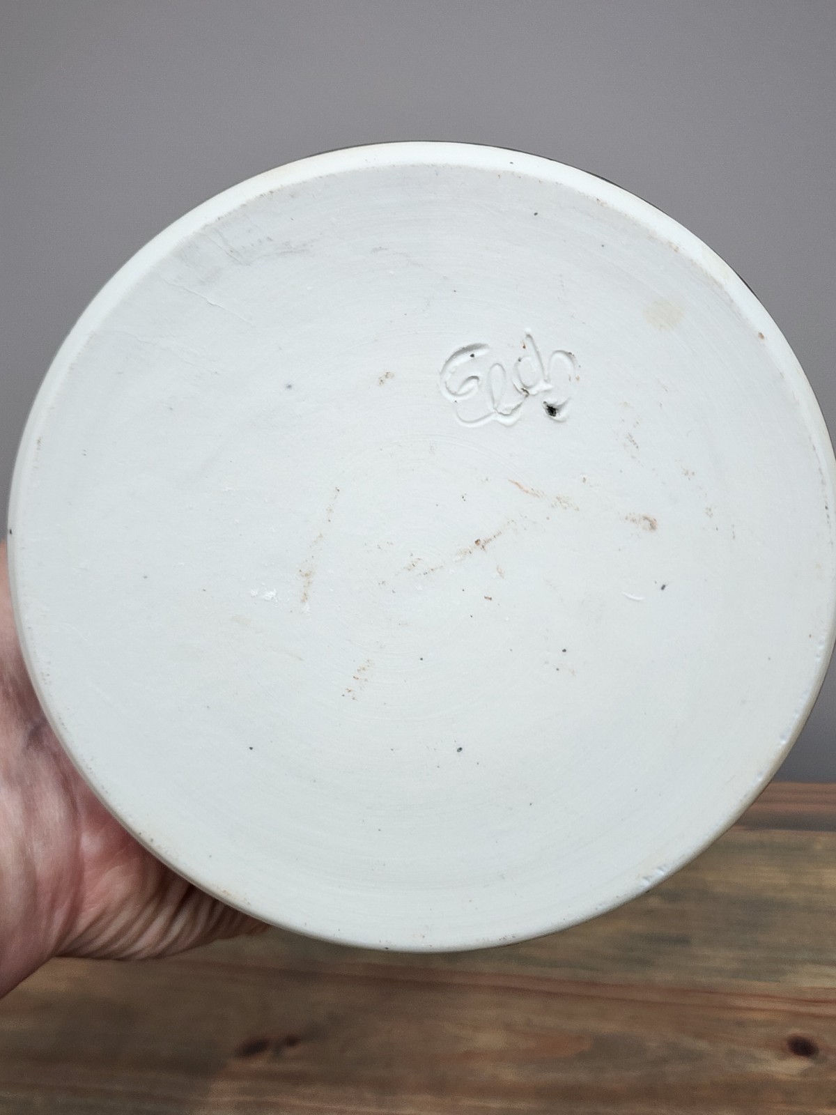 Georgetown Pottery Firelighter Firepot with Cast Iron Wand