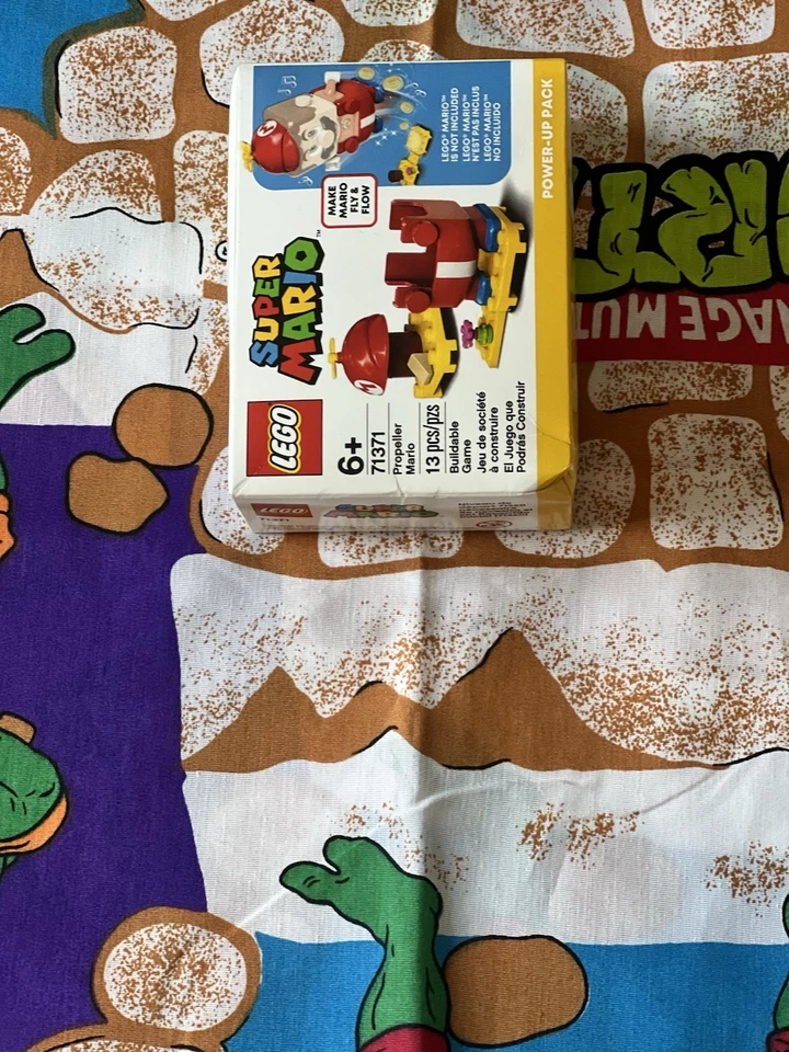 LEGO Super Mario Propeller Mario Power-Up Pack 71371, Costume Upgrade, 13 Pieces - Image 4 of 4