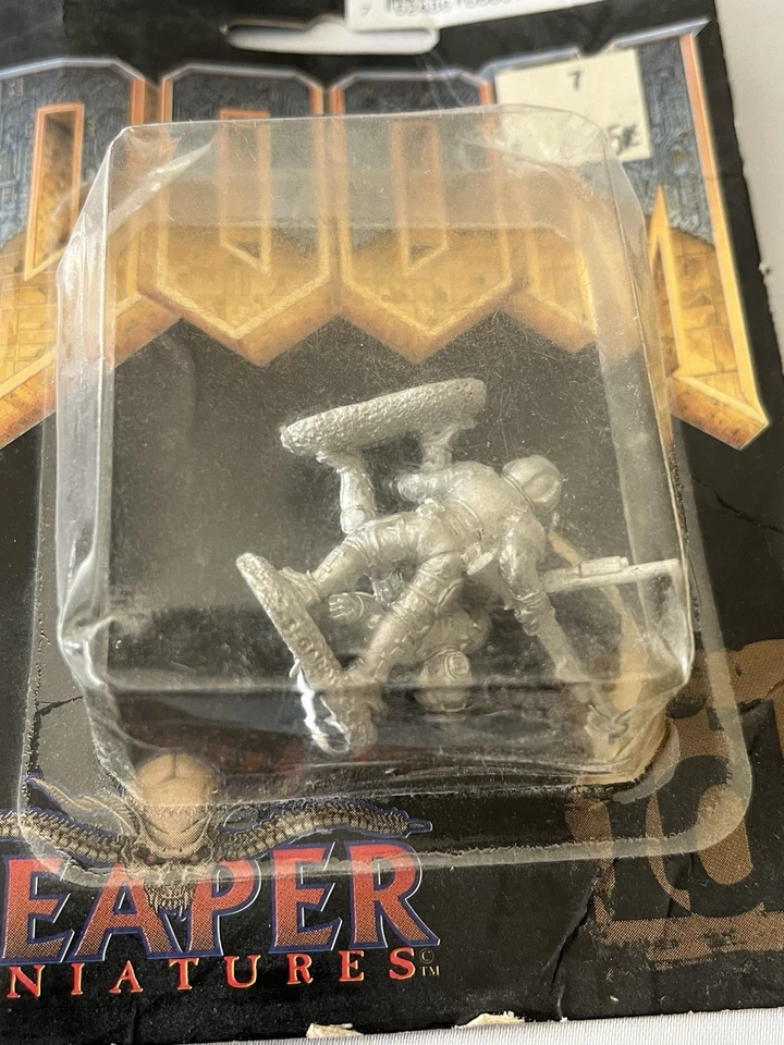 M39 DOOM MARINE CON ESCOPETA Reaper Miniaturas Juego De 2 1997-98 Blister Abierto De Colección Foto 3 de 4
