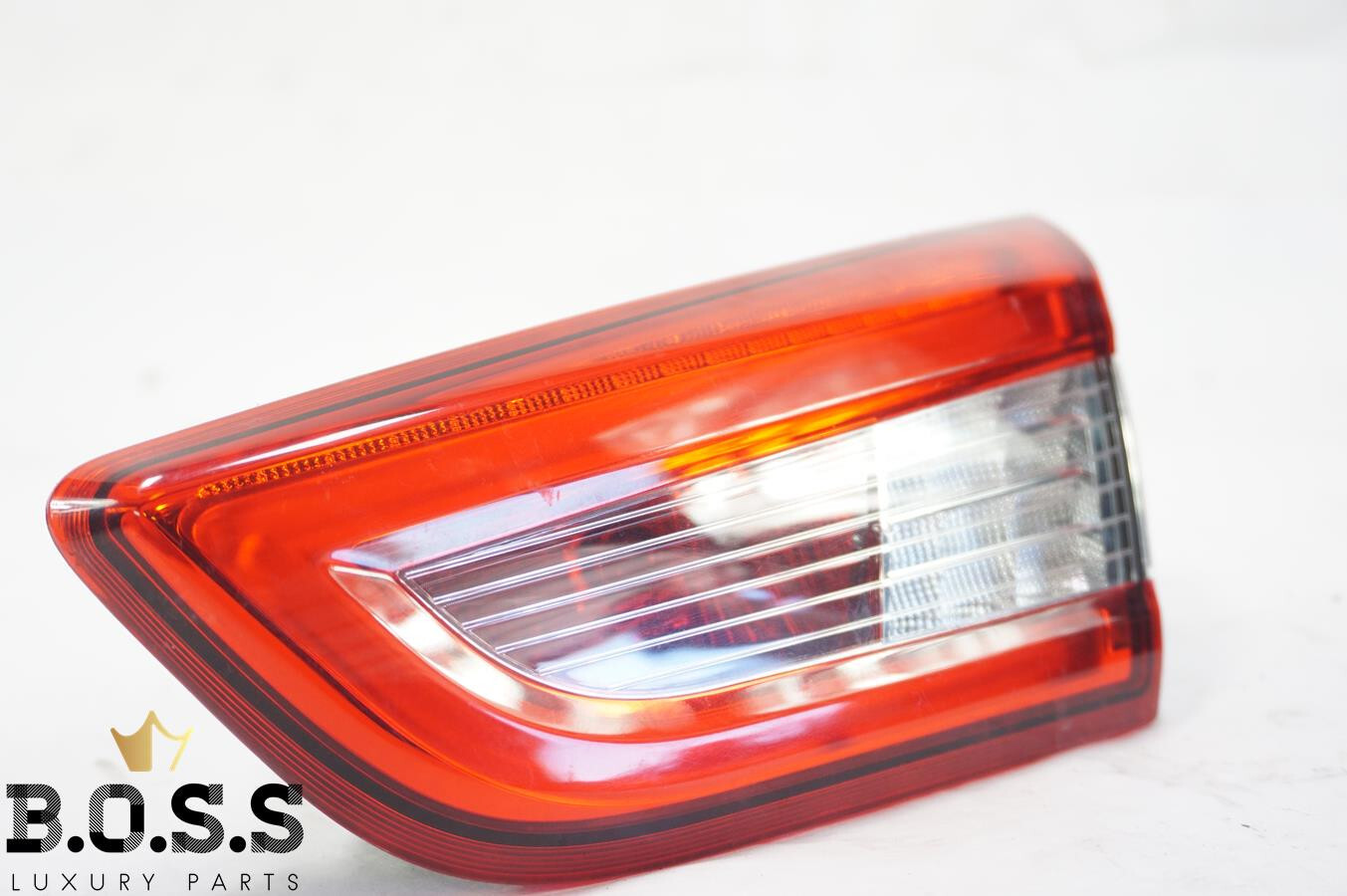 MASERATI GHIBLI M157 Q4 Right Side Tailgate Taillight 06700046630 OEM