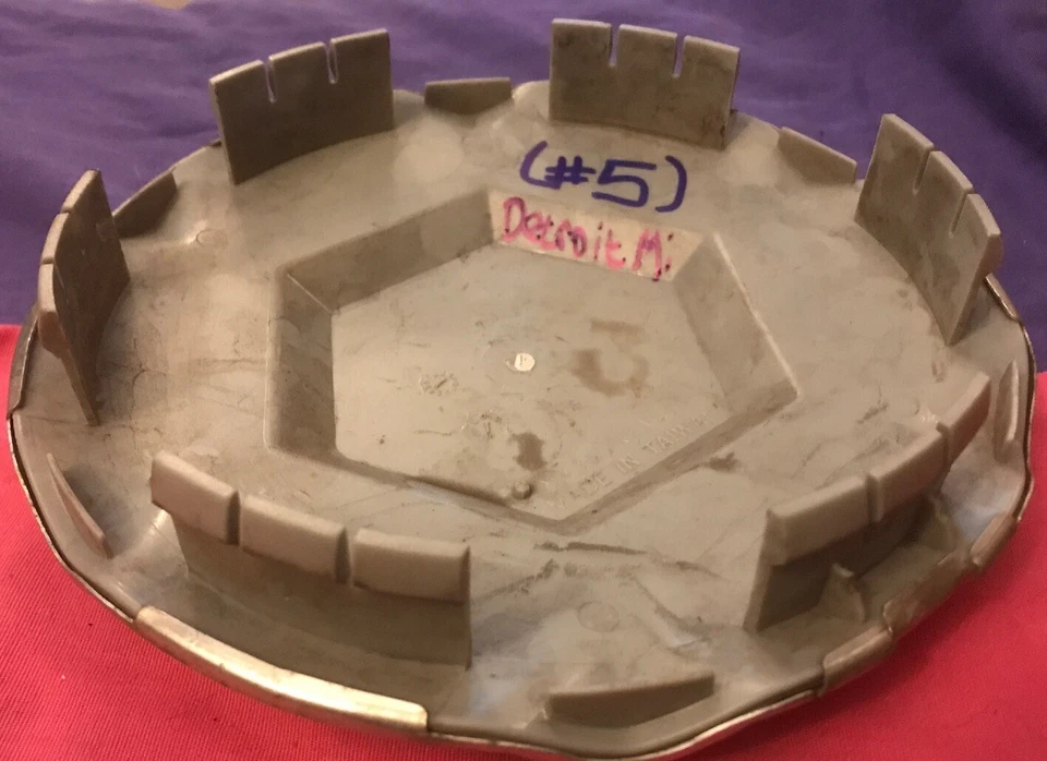 PARA GMC ENVOY XL XUV TAPACUBOS TAPACUBOS TAPACUBOS 2002 2003 2004 2005 2006 2007 Foto 4 de 4