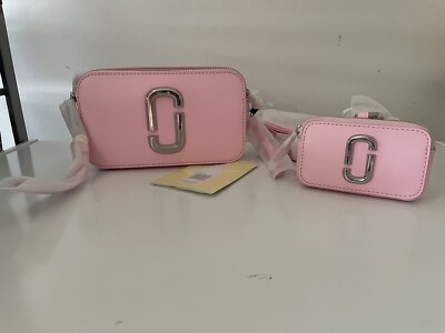Marc Jacobs Utility Snapshot Bag *NEW with tags*- Bubble Gum Color