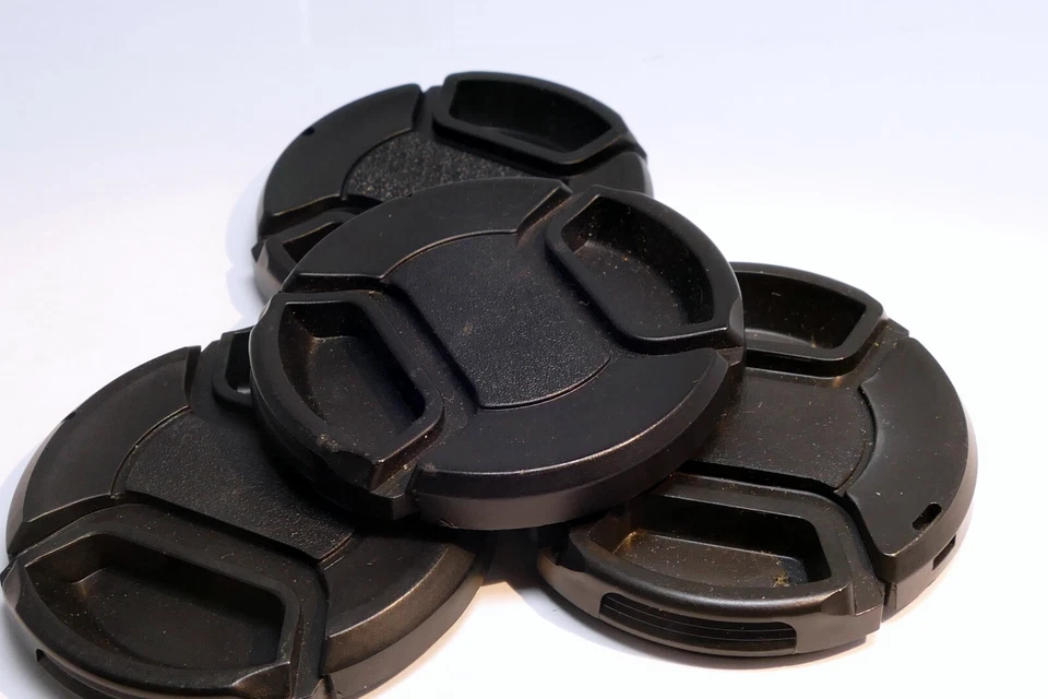 52mm snap on type Front Lens Cap for 18-55mm zoom lens - Image 3 of 3