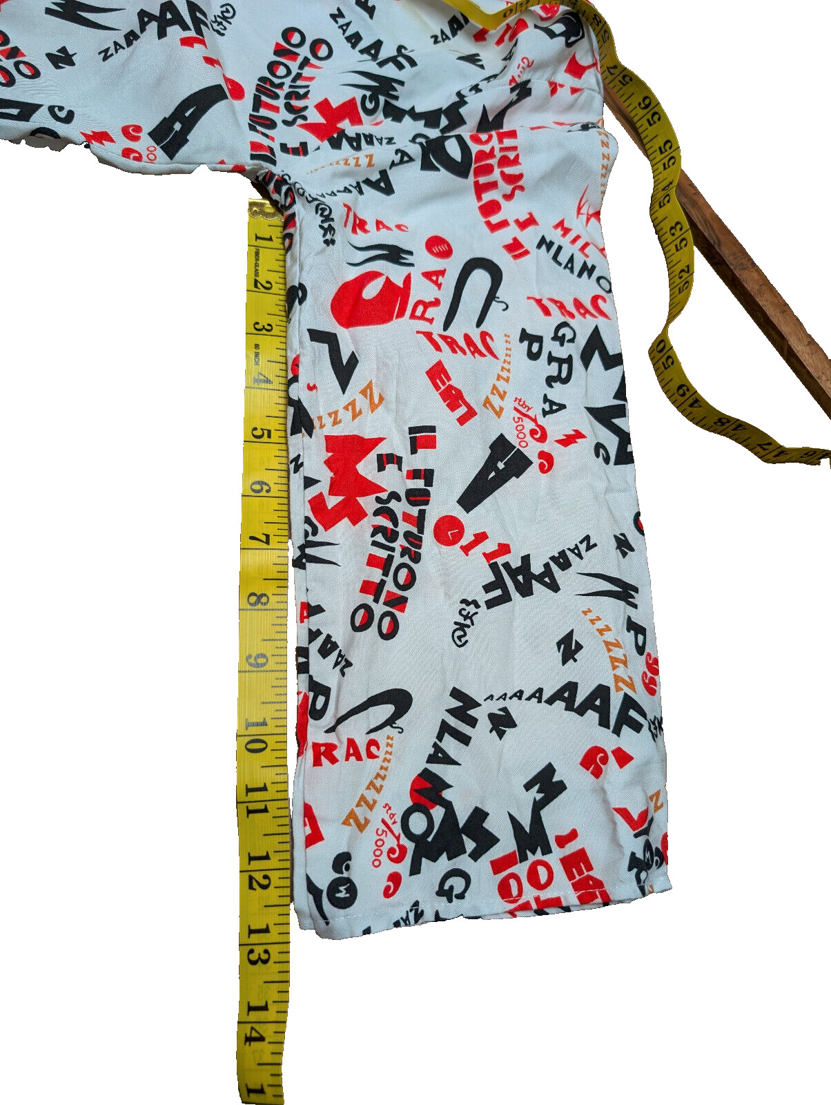 Sushi chef type blouse, tagless, refer to pictures for measurents, preowned