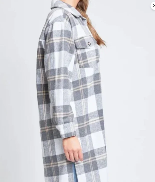 YMI Gray Plaid Shacket Duster Junior Size Medium - Image 2 of 4