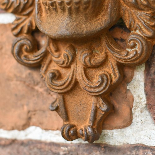 Rustic Wall-Mounted El Diablo Garden Sculpture - Cast Iron Outdoor Wall Art - Picture 5 of 6