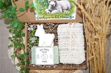 Coffret cadeaux : lot de savons au lait d'ânesse Bio et gant sisal, Neuf  S2
