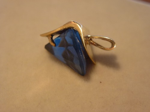 9k 9ct Solid Gold London Blue Topaz Pendant. 18.1mm, 4.43g - Picture 5 of 9