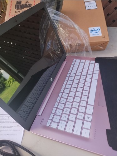 HP laptop, pink - 第 3/3 張圖片