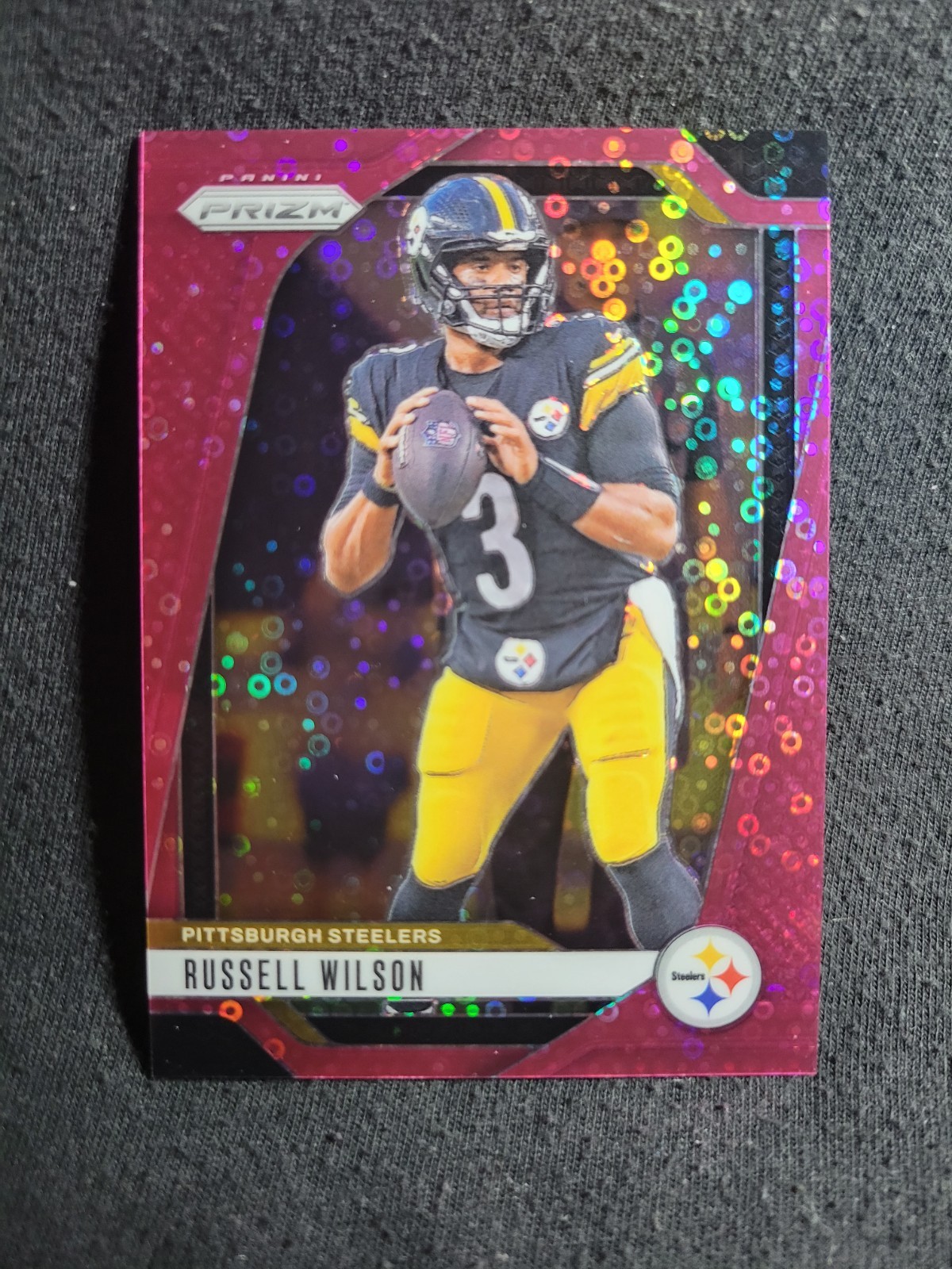 Russell Wilson 2024 Panini Prizm No Huddle Pink Prizm 2/25 #240 Steelers