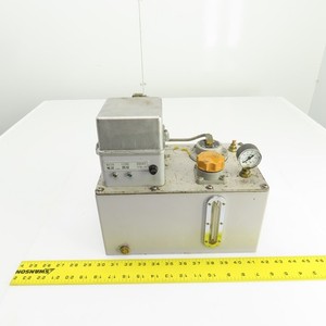 Showa 110V AC 6 Liter Oil Lubricator Pump 72PSI