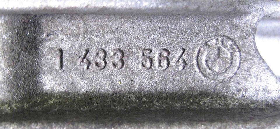 BMW E39 5-Series E38 Late V8 Right Passengers AC Pump Engine Susp Arm OE 98-03 - Image 4 of 4