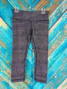 lululemon size 6
