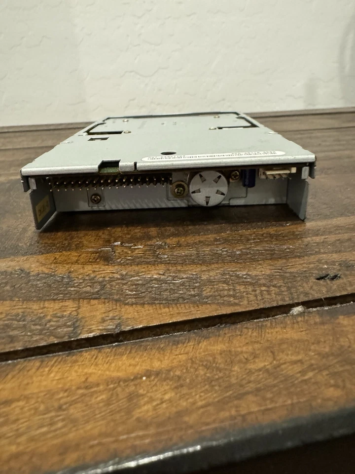 NEC FD123H 3.5 inch PC Floppy Drive for Vintage and Retro Computers - Image 2 of 3