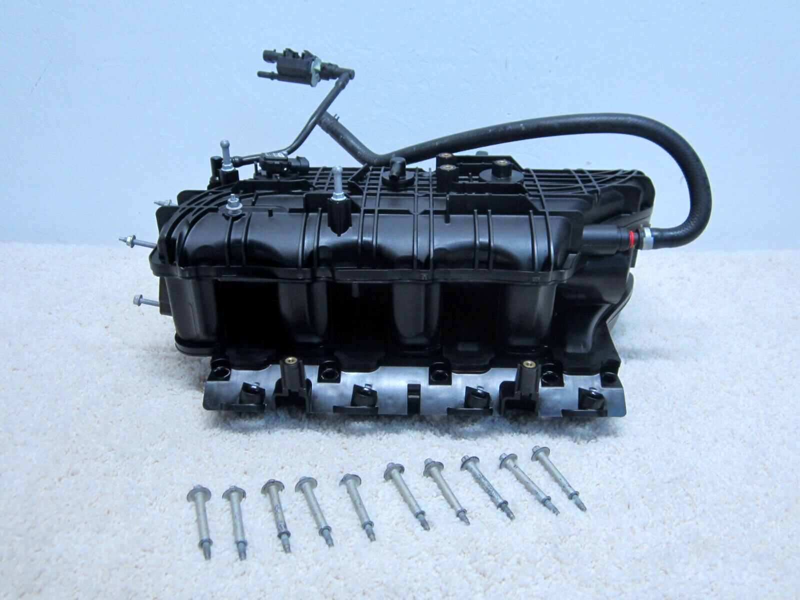 GM ESCALADE, SIERRA, SILVERADO OEM 6.0 / 6.2 OEM INTAKE MANIFOLD 25379713 #3E-1