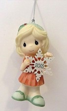 PRECIOUS MOMENTS 2015 ANNUAL CHRISTMAS ORNAMENT "YOU MAKE THE SEASON"